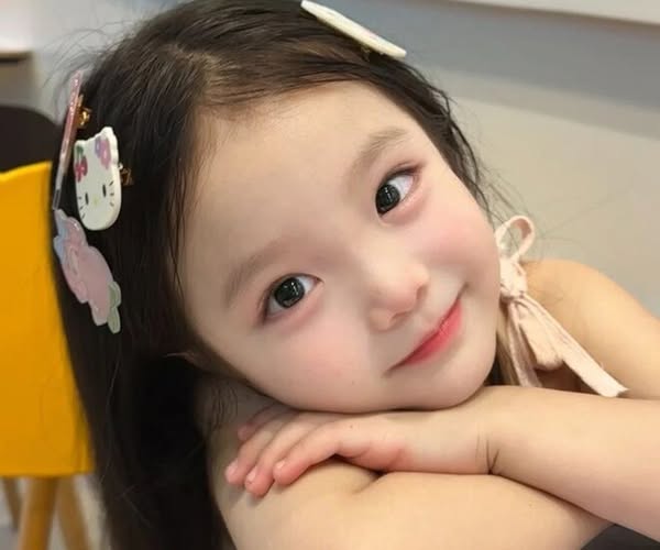 Mẹ đặt tên con gái là Nguyễn Thị Châu Phi và bất ngờ sau đó